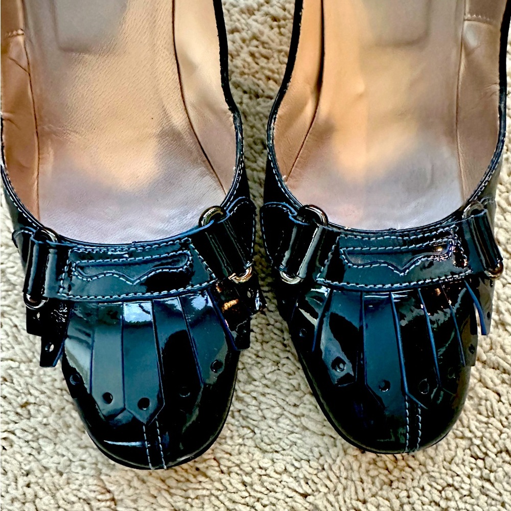 Tod’s black patent leather heels with blue trim - Picture 2 of 3